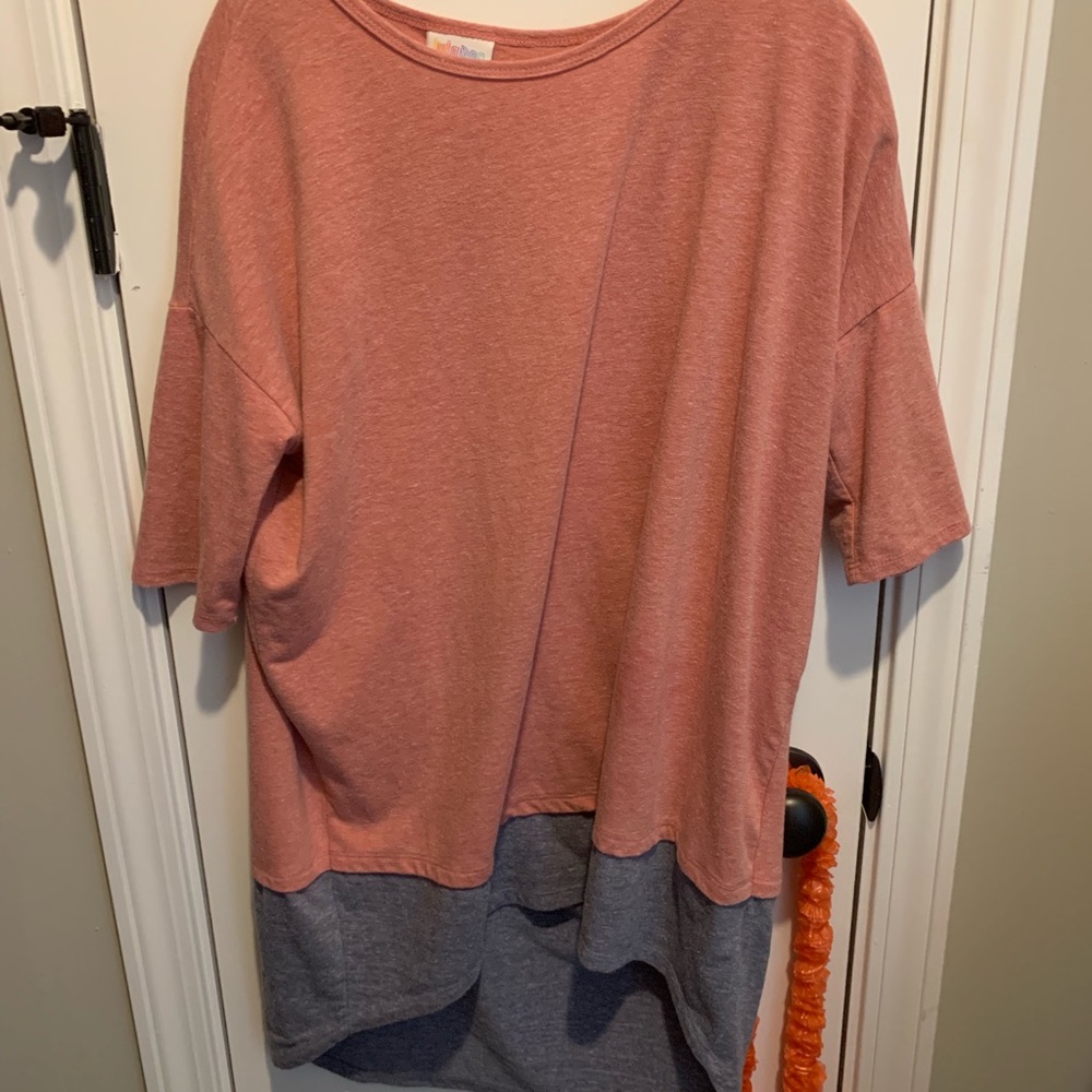 LuLaRoe shirt